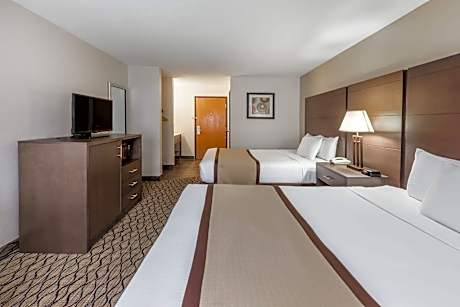 Queen Room with Two Queen Beds - Non-Smoking