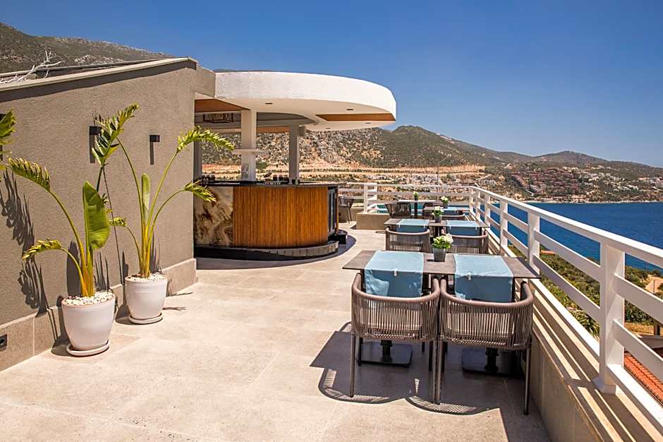 Kalkan Saray Suites Hotel