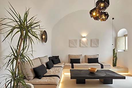 Sunset Suite with Outdoor Heated Private Pool