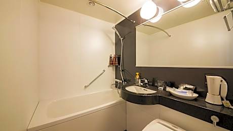 Room Selected at Check-In - Non-Smoking (2 Adults)