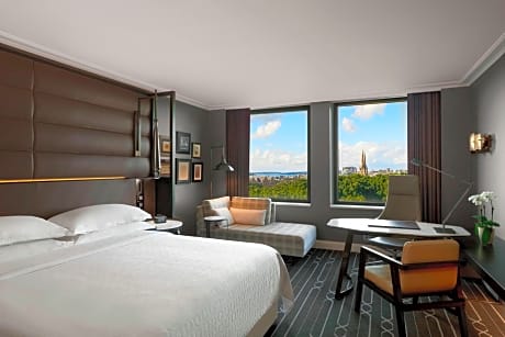 King Room with Hyde Park View