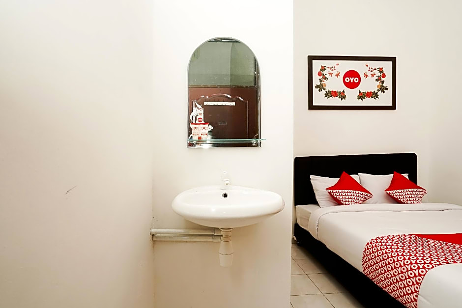 OYO 485 Marcello Residence