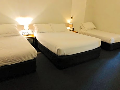 Family suite room