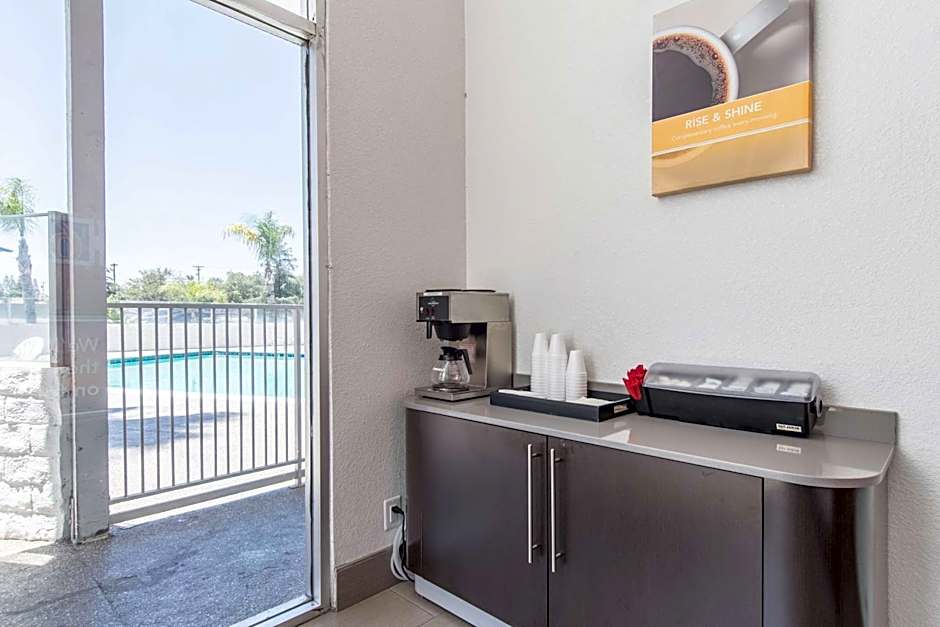 Motel 6 Bakersfield