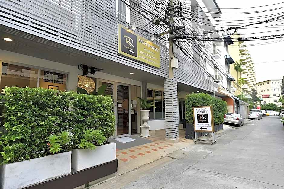 Ratchadamnoen Residence