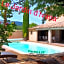 Le Jardin d'Ivana Chambres d'hôtes B&B avec Piscine chauffée