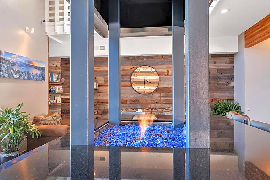 The Beach Retreat & Lodge at Tahoe