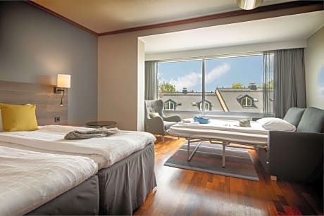 Standard Family Room