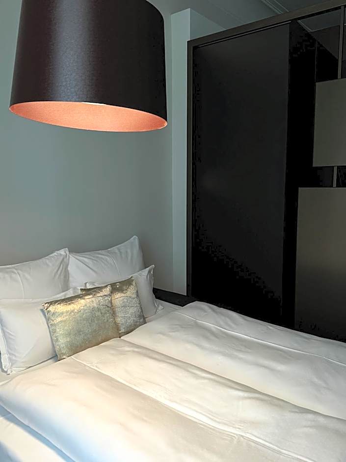 META SUITES historic city living