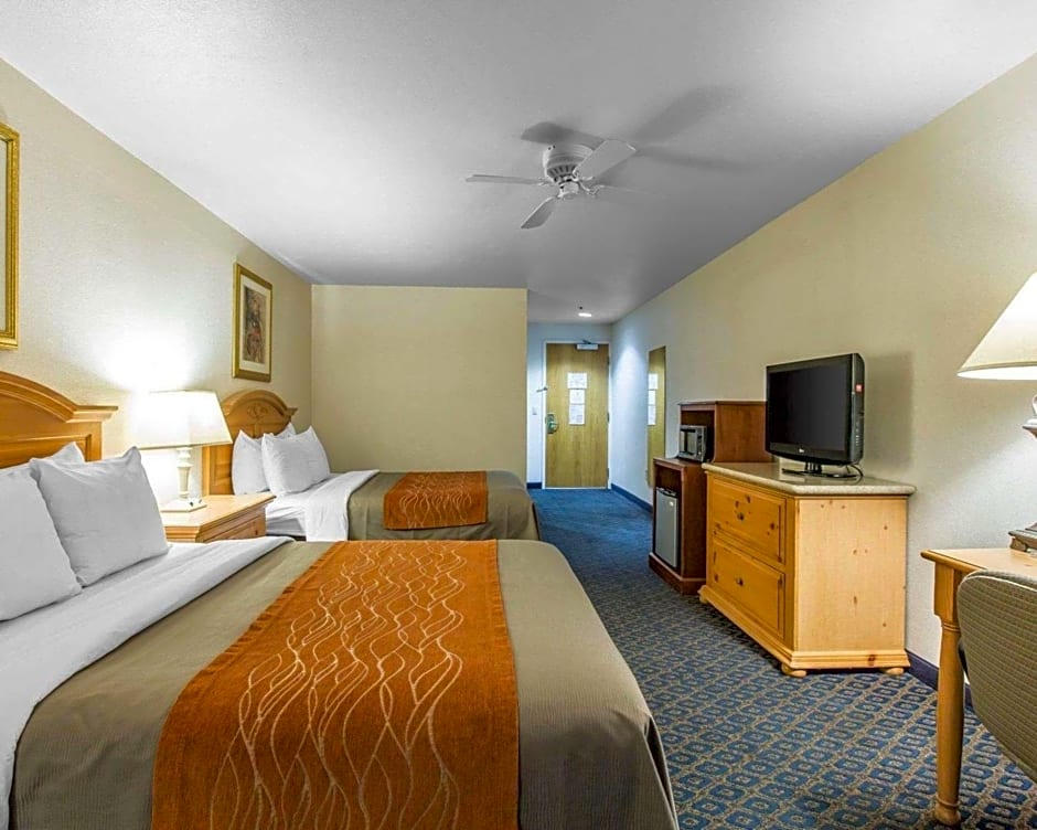 Comfort Inn & Suites Sequoia Kings Canyon - Three Rivers