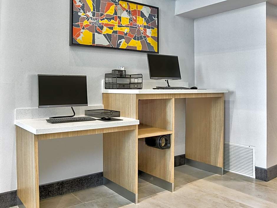 La Quinta Inn & Suites by Wyndham Las Colinas