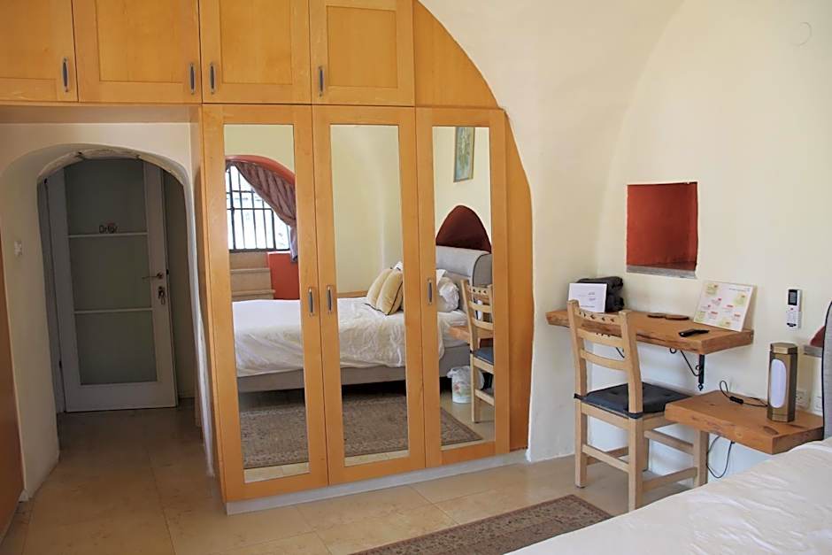 Artists' Colony Inn Zefat