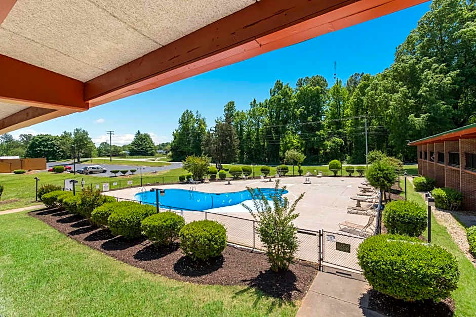 Econo Lodge High Point - Archdale