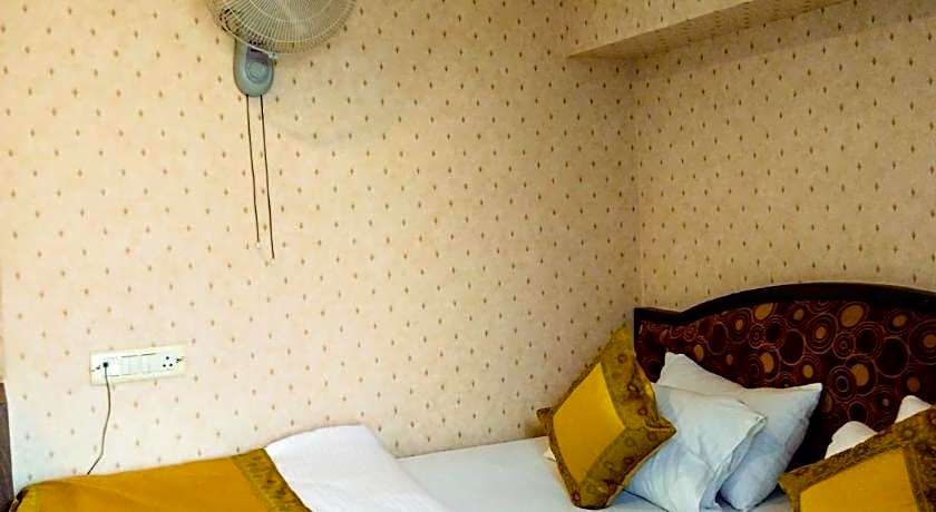 Dwivedi Hotels - Palace On Steps