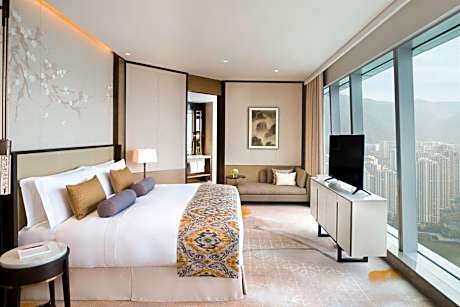 Grand Deluxe Suite