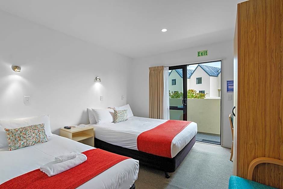 Bella Vista Motel and Apartments