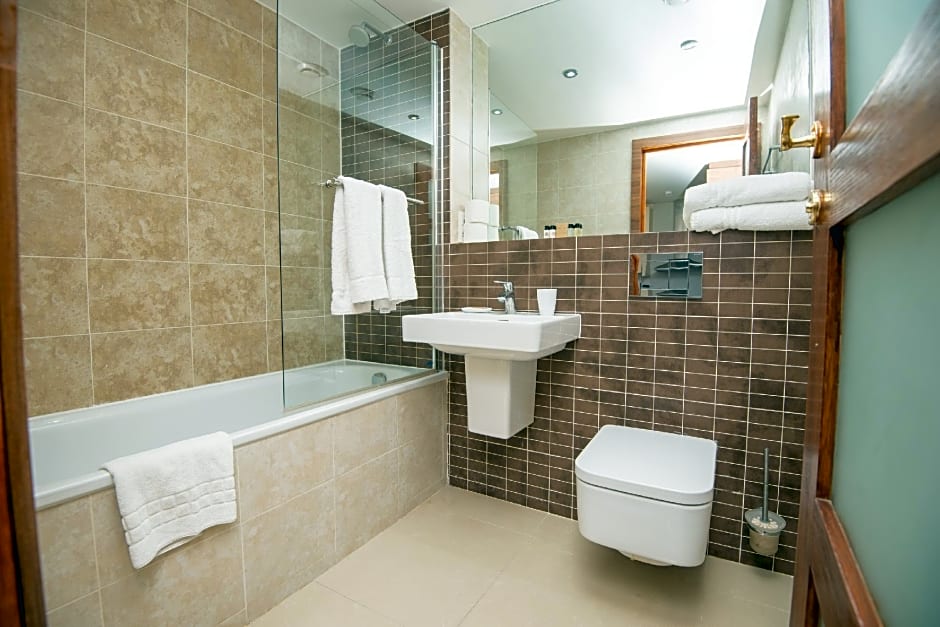 Livin’ Serviced Apartments