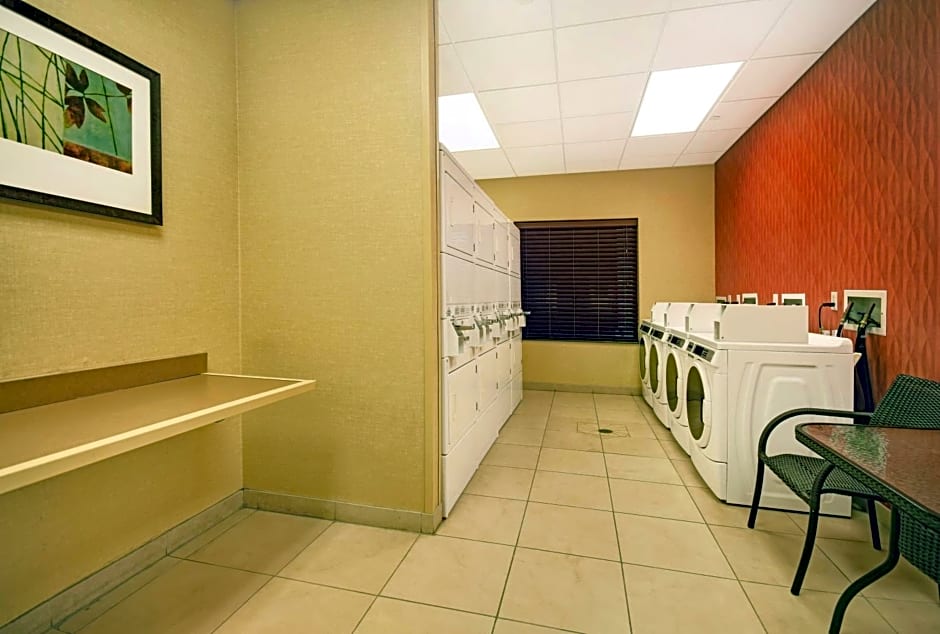 Homewood Suites by Hilton Denver International Airport