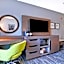 Hampton Inn By Hilton & Suites Newark-Harrison-Riverwalk
