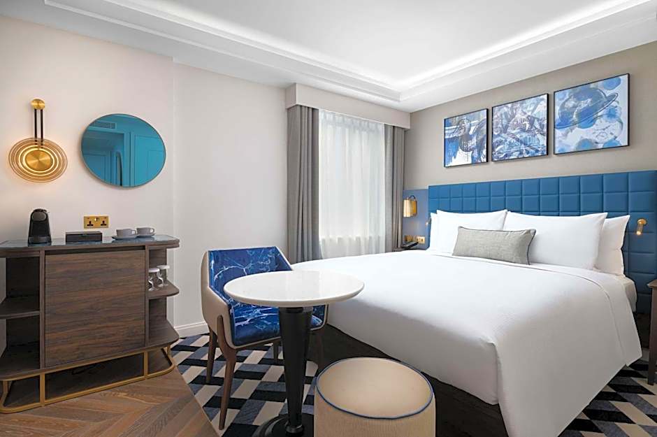 Lost Property St Pauls London, Curio Collection By Hilton