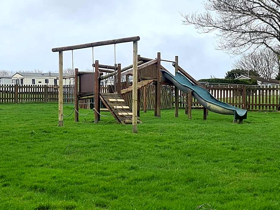 Mawgan Pads Trevella Crantock