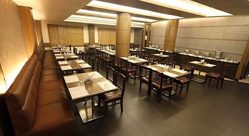 Hotel Abirami Residency