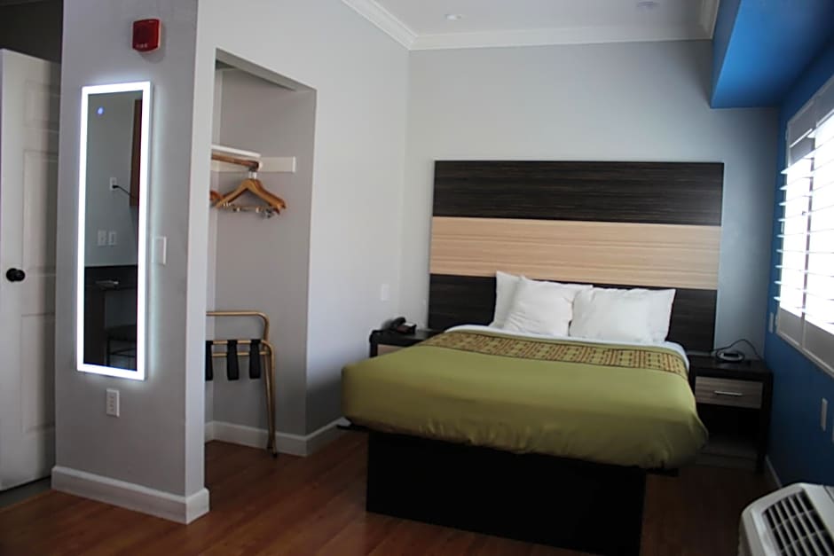 Rodeway Inn & Suites Hayward