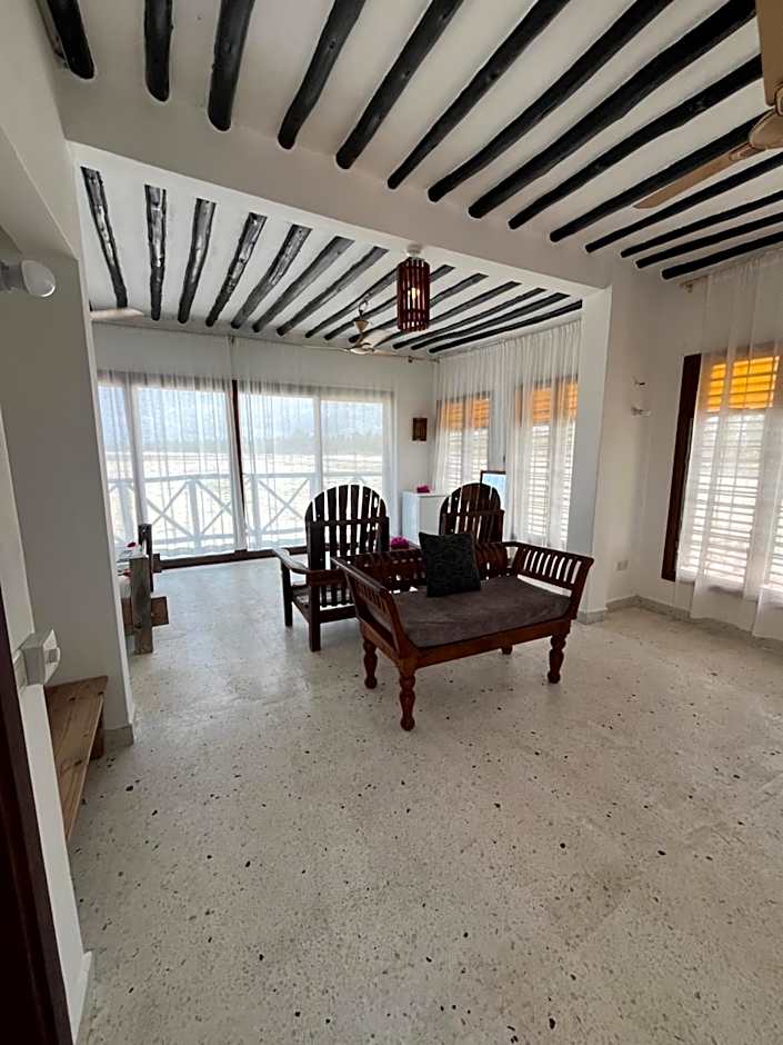 Malcom Ocean View Retreat