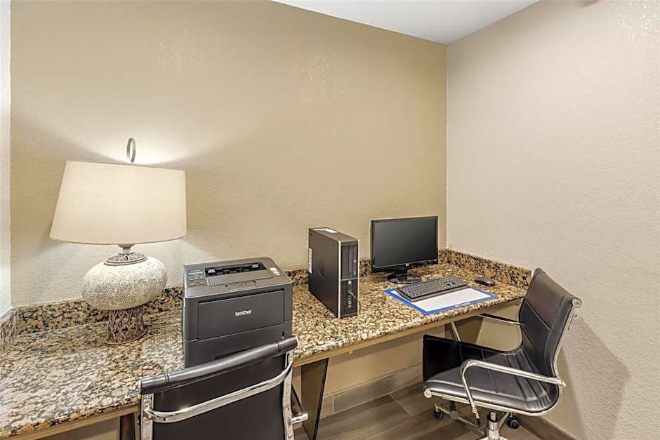 Best Western Alamo Suites Downtown