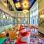 The Capital Hotel, Apartments & Townhouse