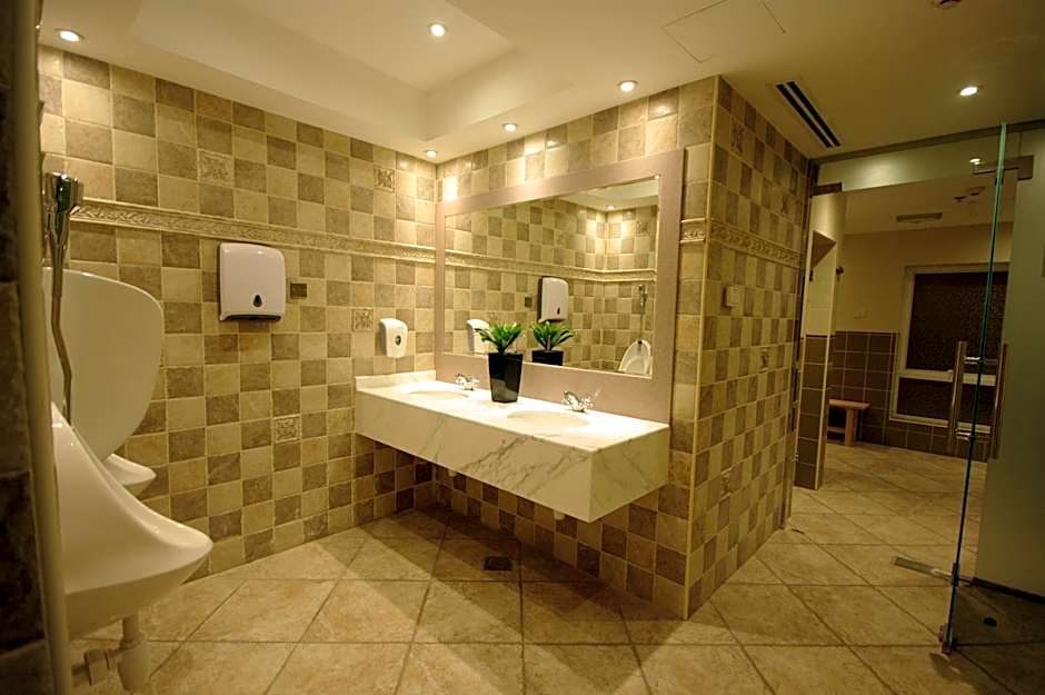 Gulf Oasis Hotel Apartments Fz LLC