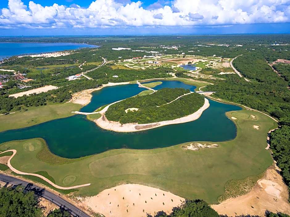 Bahia Principe Luxury Bouganville - Adults Only