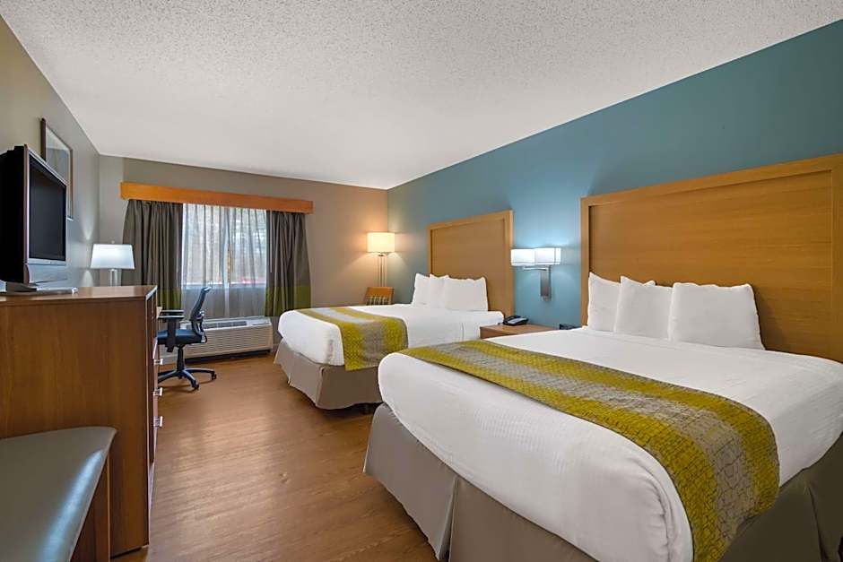 Best Western Plus Executive Court Inn & Conference Center