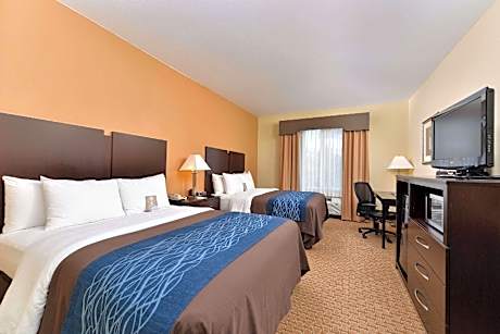 Queen Room with Two Queen Beds - Non-Smoking