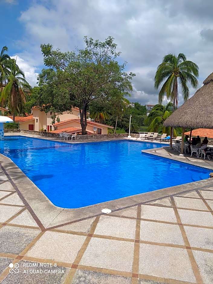 Villas del Palmar Manzanillo with Beach Club