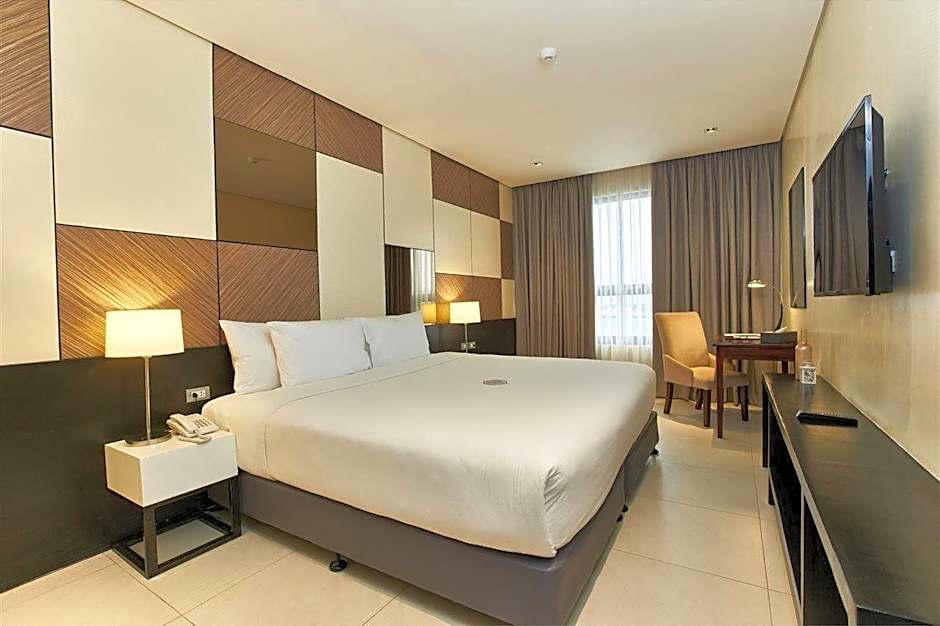 Summit Hotel Tacloban