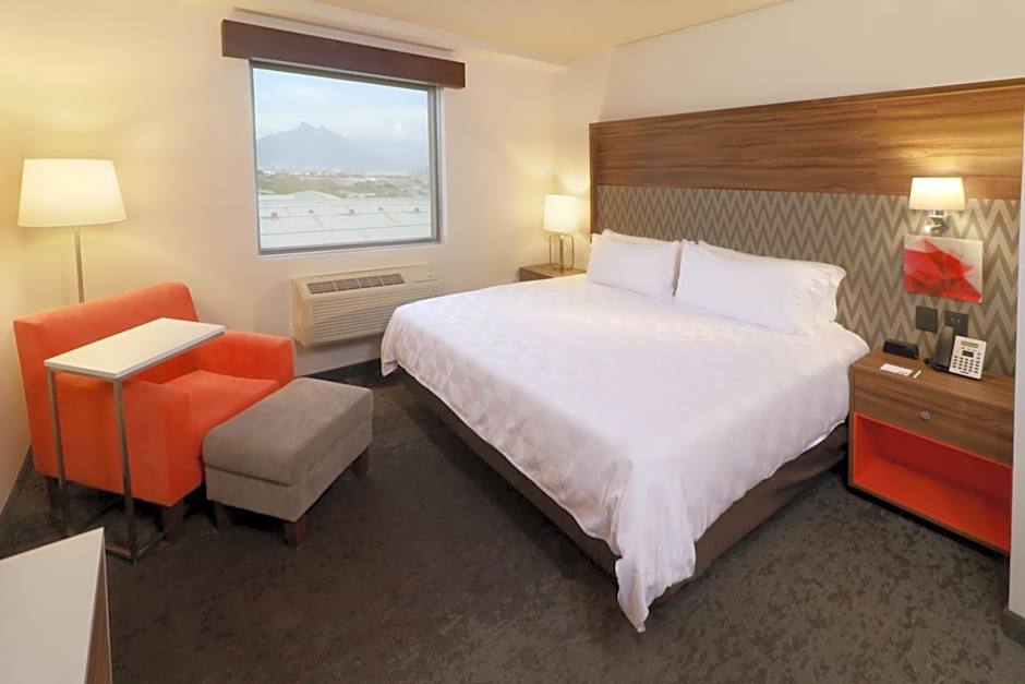 Holiday Inn & Suites - Monterrey Apodaca Zona Airport, an IHG Hotel