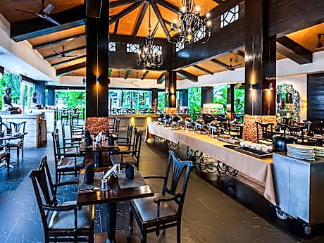 O Hotel Goa Candolim beach