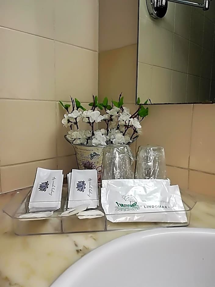 Apartamentos Turisticos Lindomar