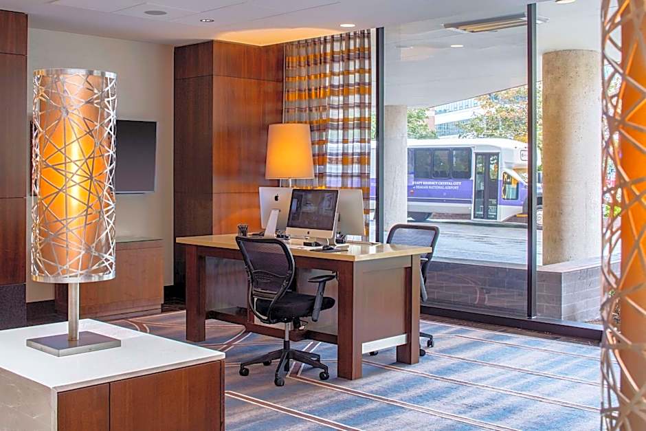 Hyatt Regency Crystal City at Reagan National Airport