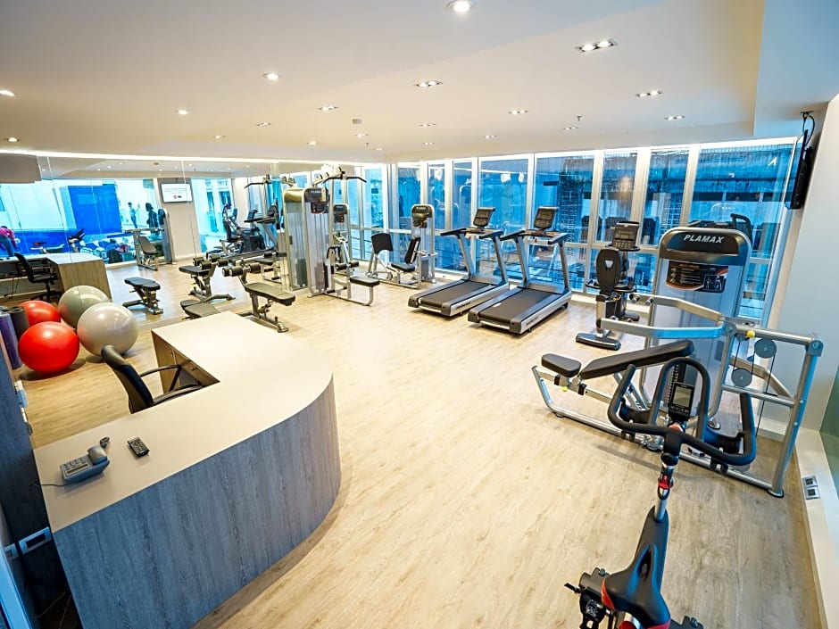 New Season Square Hotel