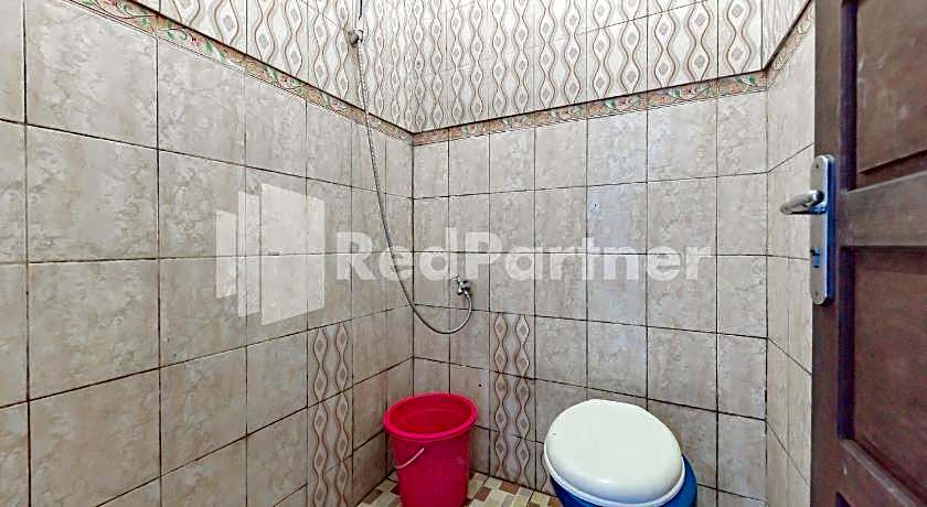 Ana Guest House Syariah Mitra RedDoorz