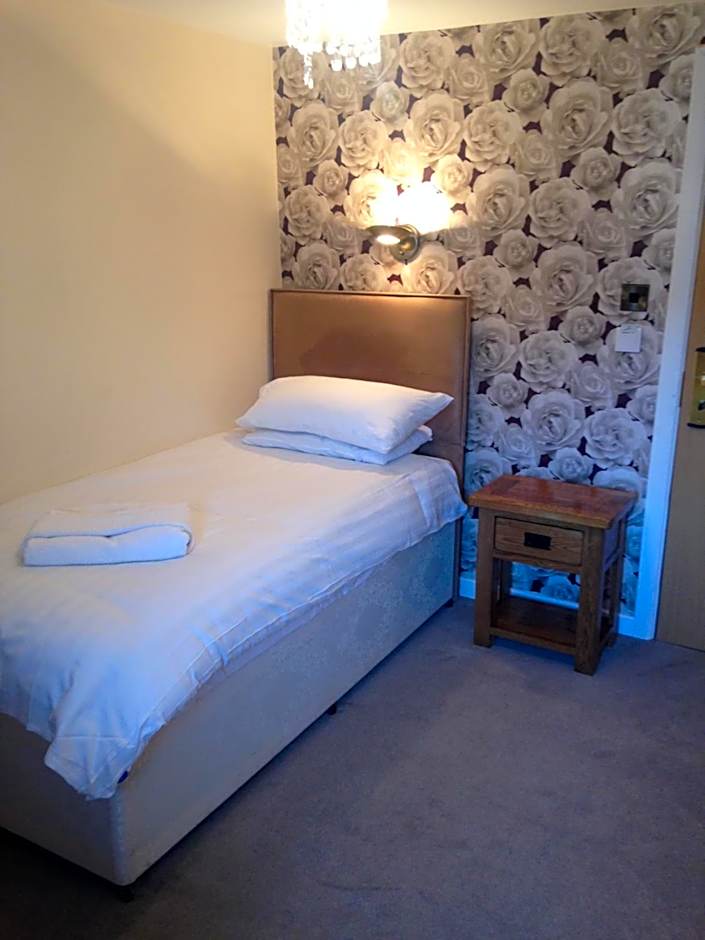 The Elephant & Castle Hotel