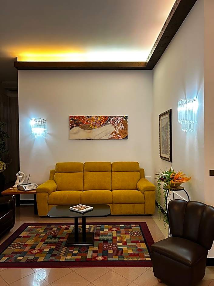 Hotel Rey's
