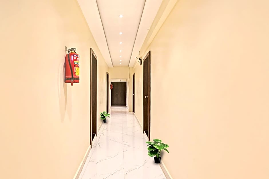 Flagship Nandi Palace Lodging And Boarding – Bombay/ Mumbai, KY