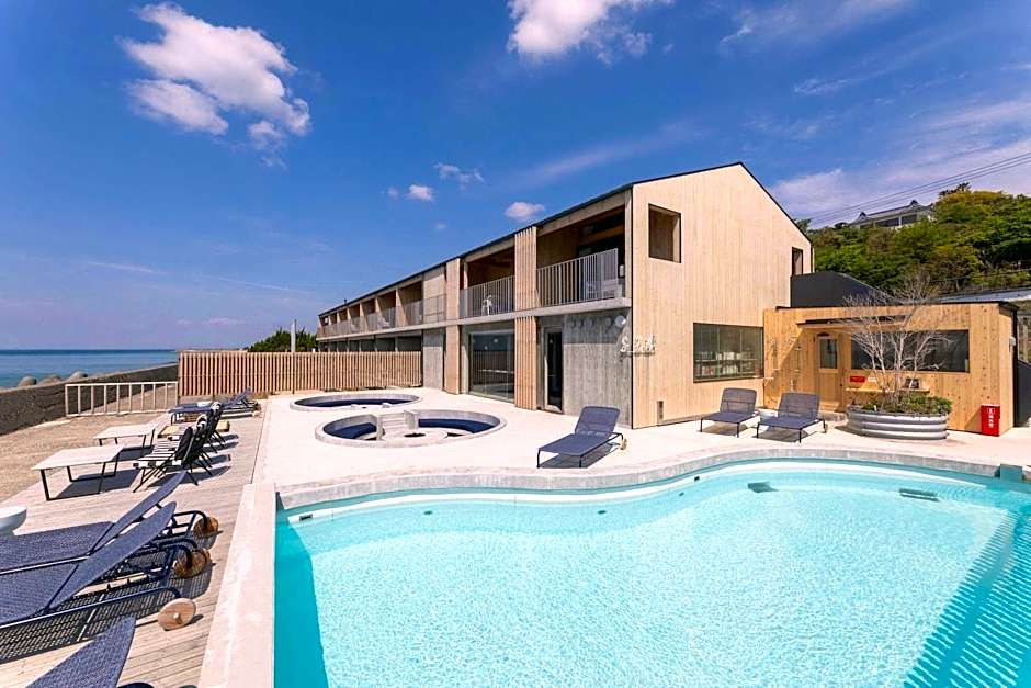 KAMOME SLOW HOTEL