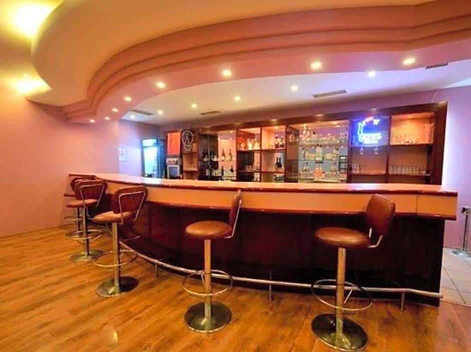 Dafne Hotel