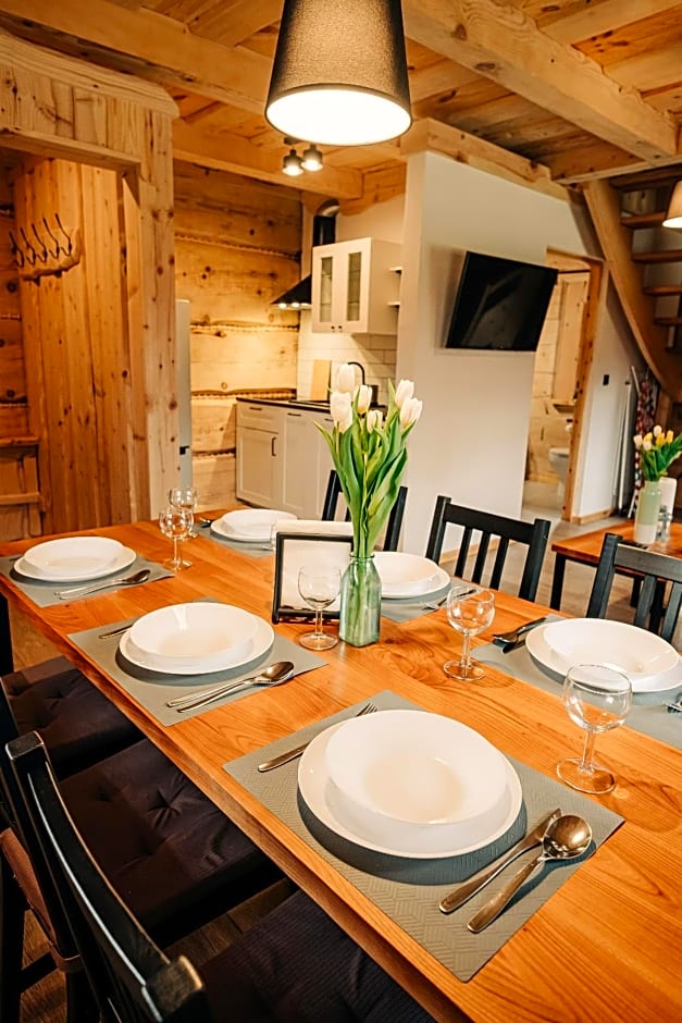 Bieszczadzkie Chatki - Willa Stasia