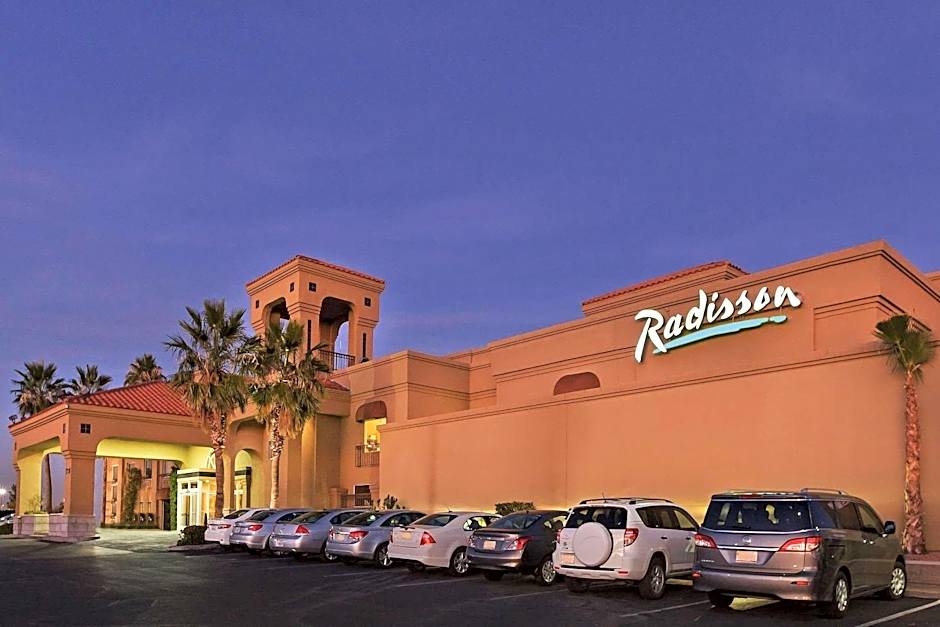 Radisson Hotel El Paso Airport