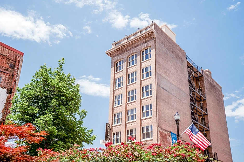 The Esquire Hotel Downtown Gastonia, an Ascend Collection Hotel